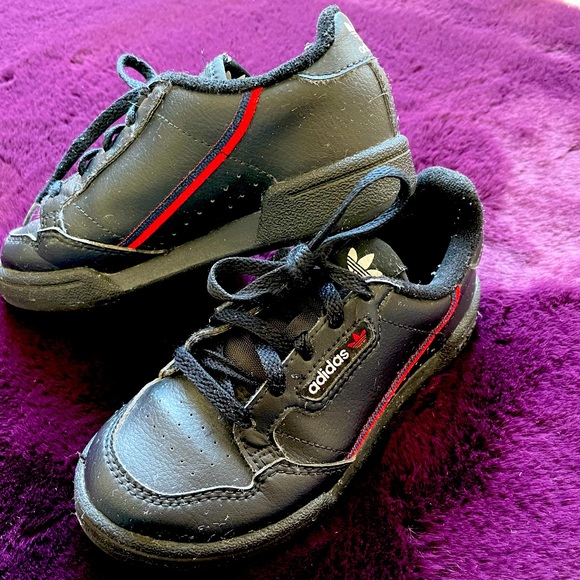 ADIDAS Shoes - Picture 4 of 4